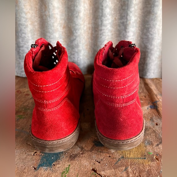 Women’s Biza suede shoe - Picture 4 of 4